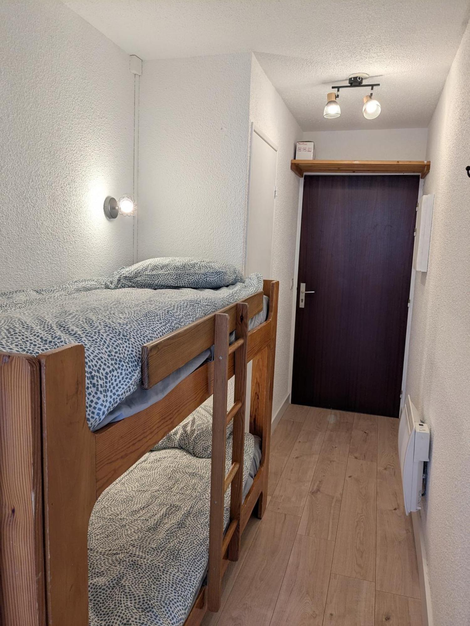 Charmant T2 Wifi Parking Gratuit 4 Personnes Esquièze - Sère Exteriér fotografie